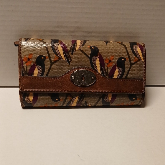 Fossil Handbags - Fossil Vintage Brown Purple Bird Pattern Wallet GUC